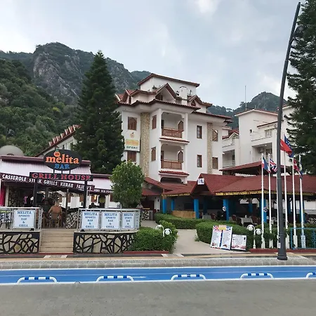 Melita Hotel apartamentowy 3*